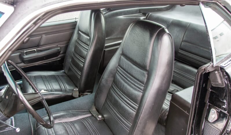 
								1970 Ford Mustang Black Cobra Jet V8 full									