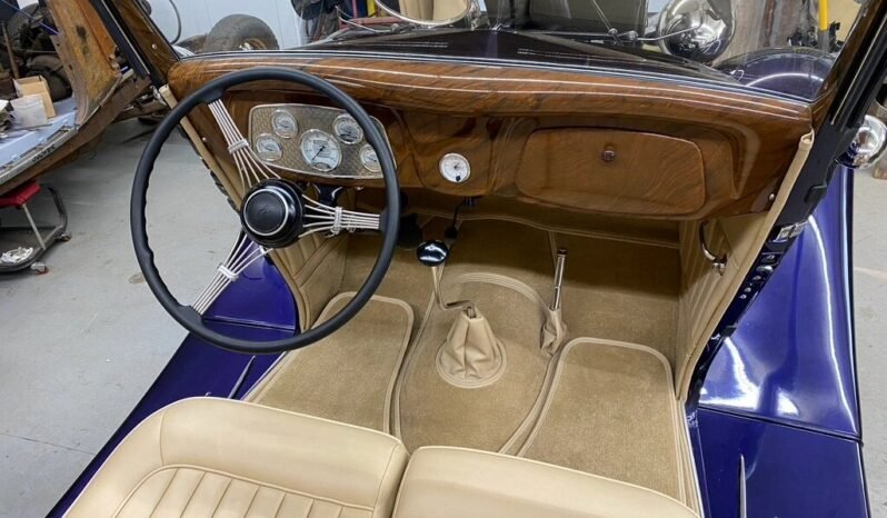 
								1933 Ford Cabriolet Hot Rod full									