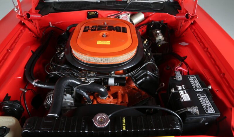 
								1970 Dodge Challenger R/T Bright Red full									