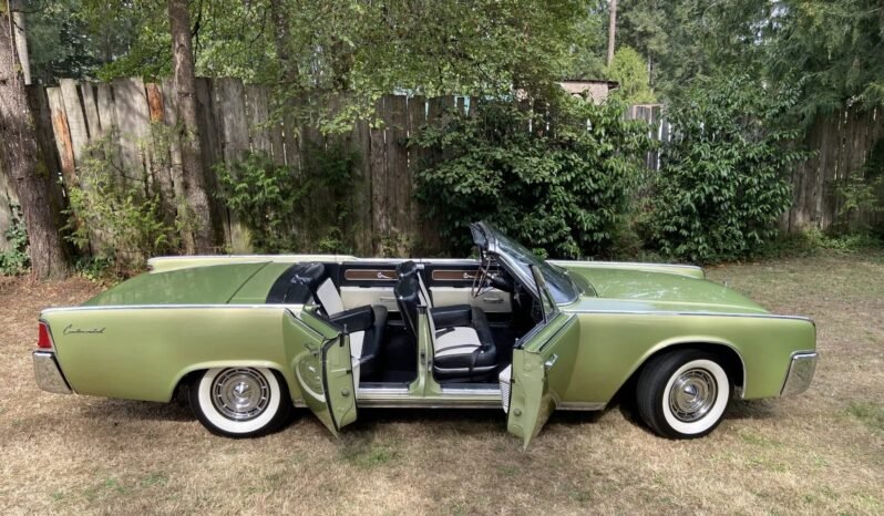 
								1962 Lincoln Continental Convertible 3-Speed full									