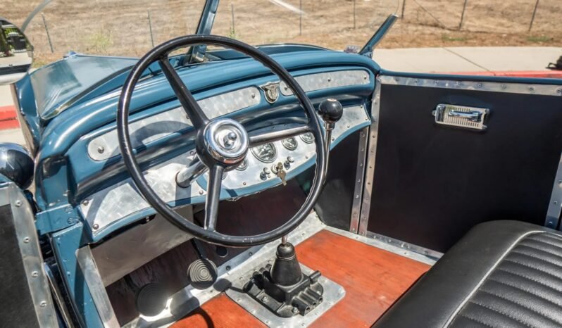 
								1932 Ford Roadster Highboy V8 full									