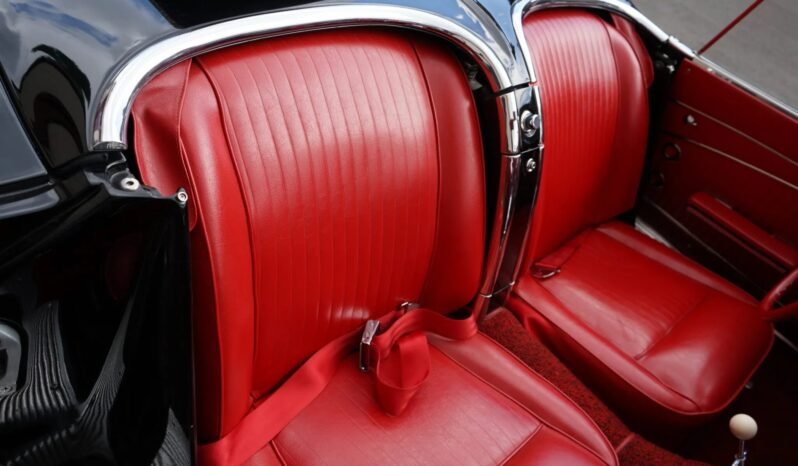 
								1962 Chevrolet C1 Corvette full									