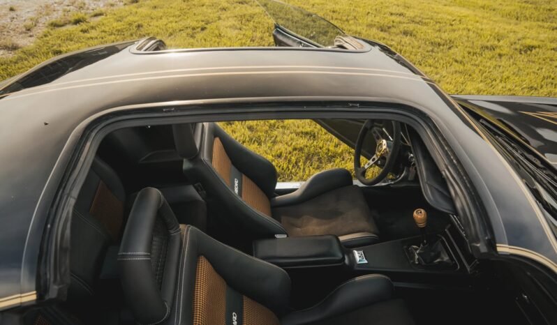 
								1977 Pontiac Firebird full									