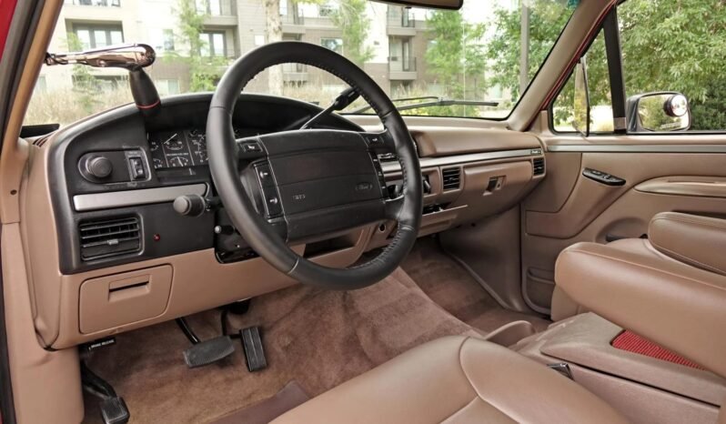 
								1994 Ford Bronco Eddie Bauer V8 full									
