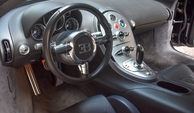 
								2008 Bugatti Veyron W16 full									