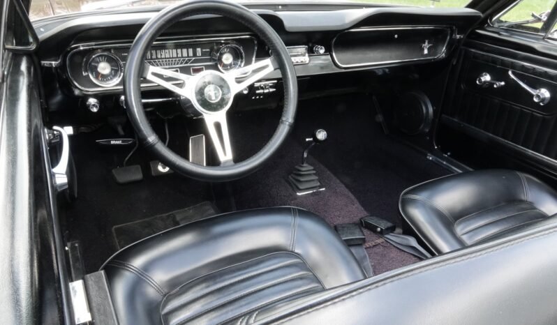 
								1965 Ford Mustang 4-Speed full									