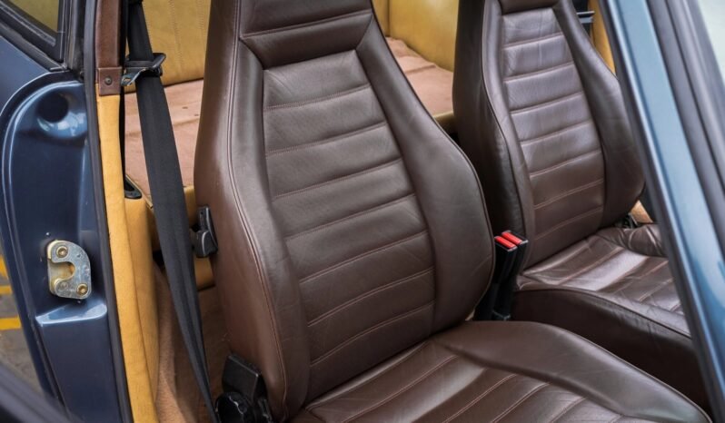 
								1982 Porsche 911SC full									