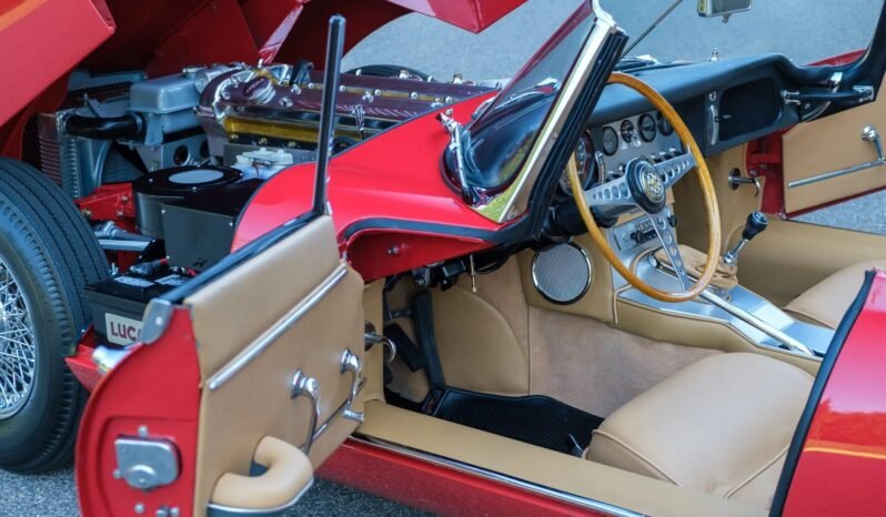 
								1964 Jaguar XKE 4-Speed full									