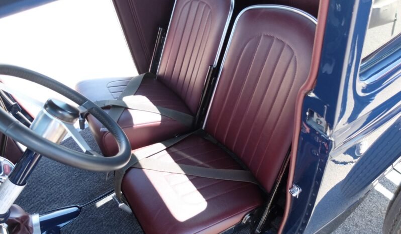 
								1931 Ford Model A Hot Rod Coupe full									