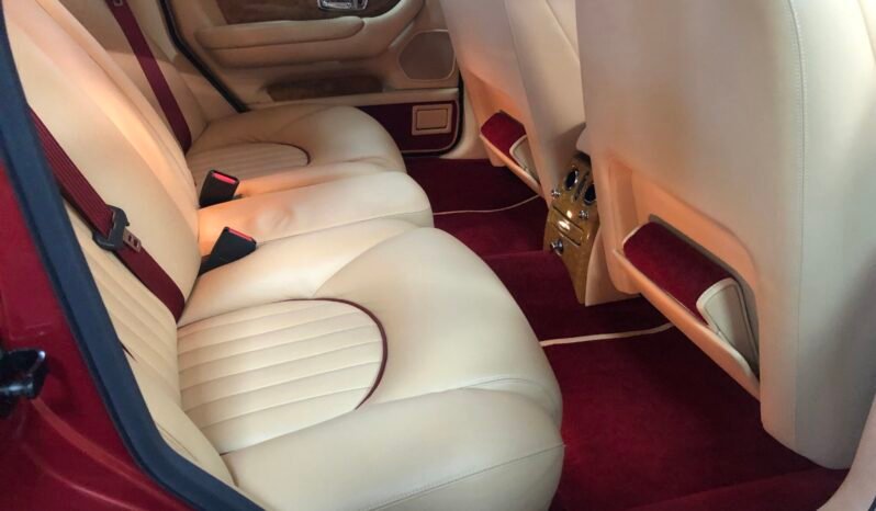 
								2001 Bentley Arnage Metallic Red full									