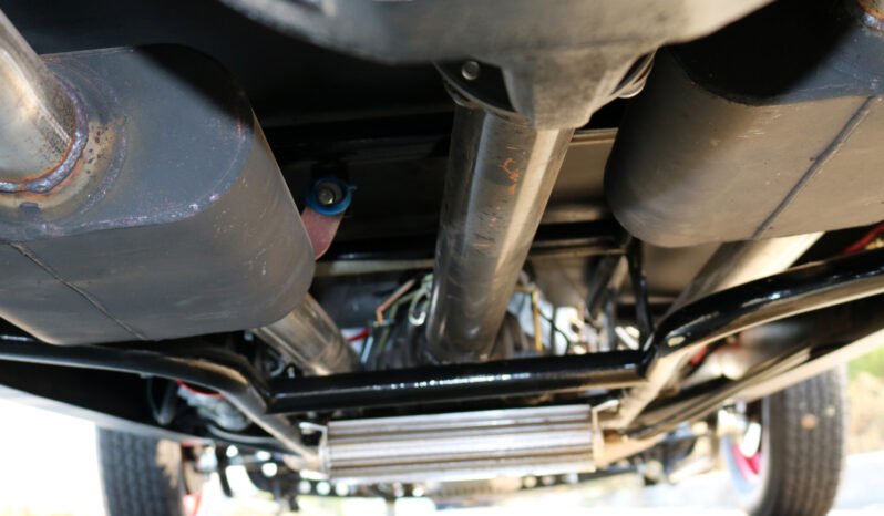 
								1932 Ford Roadster Deuce Highboy full									