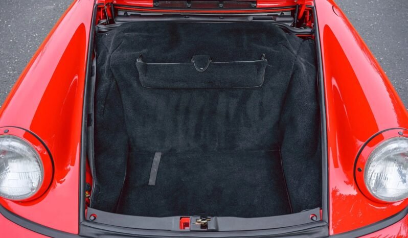 
								1990 Porsche 911 Carrera Guards Red full									