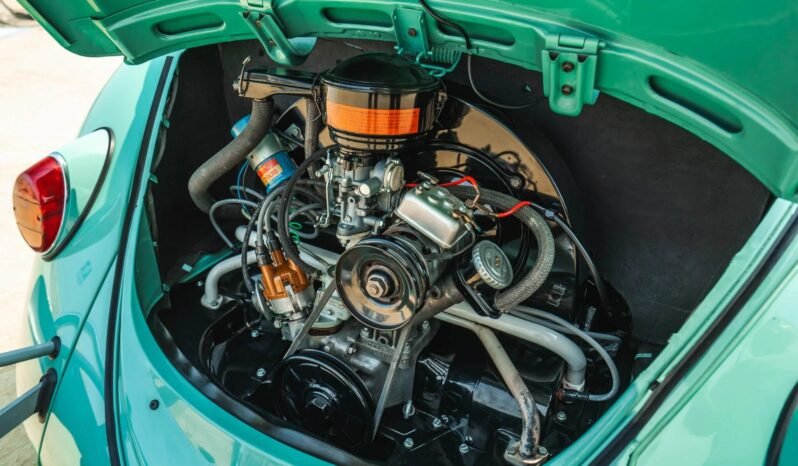 
								1962 Volkswagen Beetle Sunroof full									