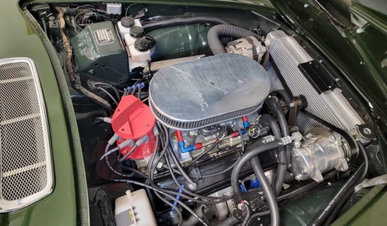 
								1969 Volvo 1800S full									