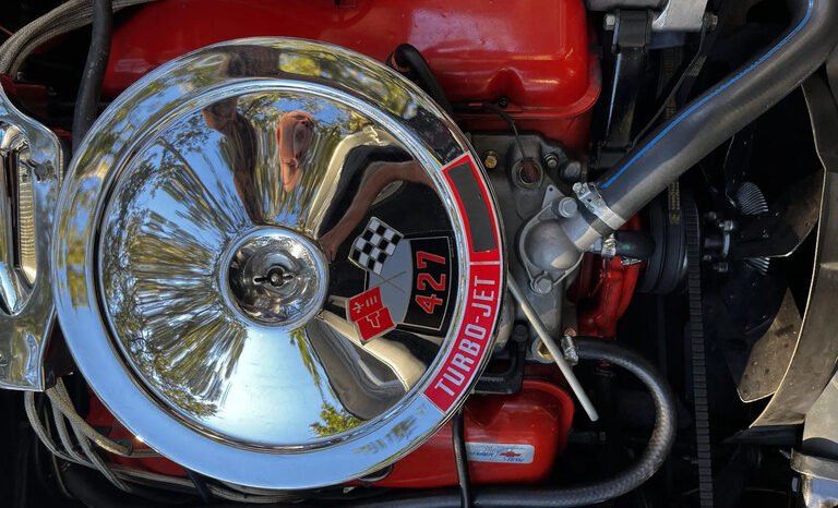 
								1966 Chevrolet Corvette C2 Coupe full									