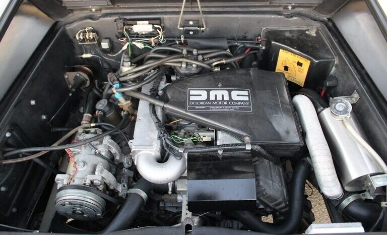 
								1983 DeLorean DMC-12 V6 full									