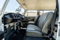 1971 Volkswagen Bus Bay-Window