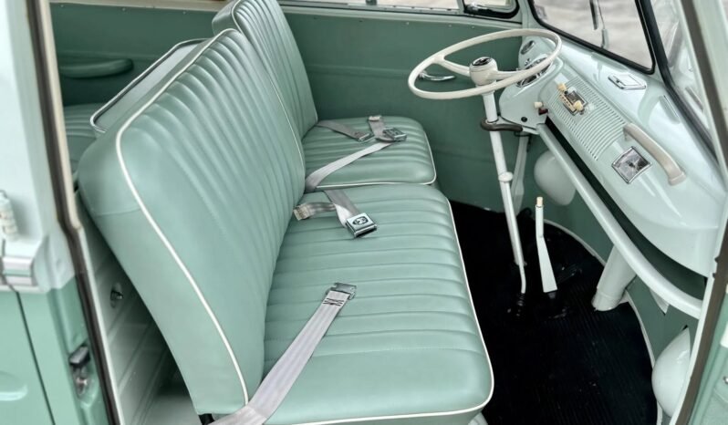 
								1964 Volkswagen Type 2 21-Window full									