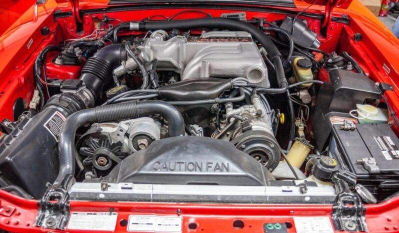 
								1993 Ford Mustang SVT Cobra V8 full									