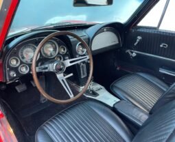 
										1963 Chevrolet C2 Corvette Split-Window V8 full									
