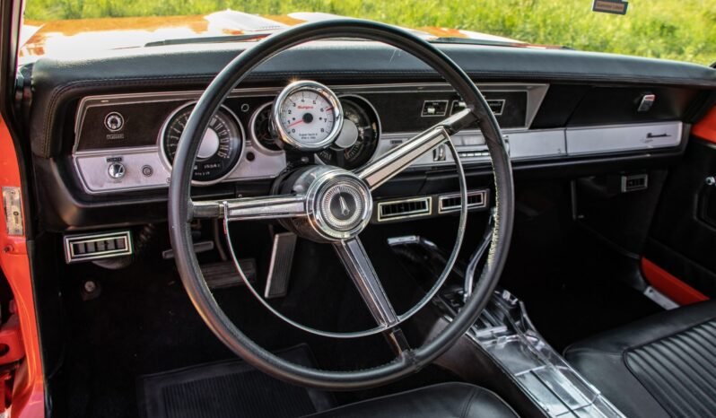 
								1967 Plymouth Barracuda V8 full									