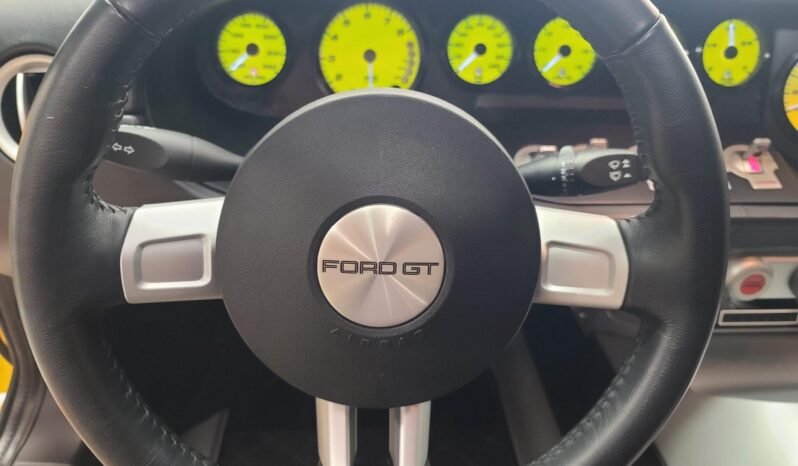 
								2005 Ford GT Yellow full									
