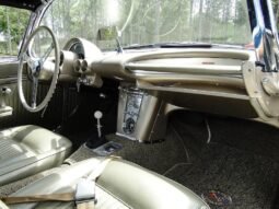 
										1962 Chevrolet Corvette Fuelie full									