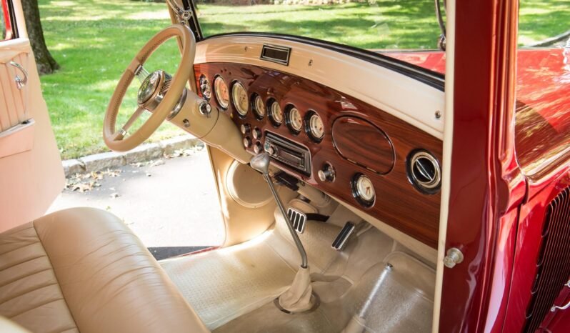 
								1933 Dodge 5-Window Hot Rod full									