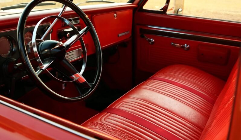 
								1970 Chevrolet C10 CST full									