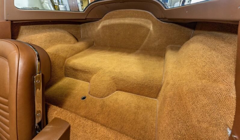 
								1967 Chevrolet Corvette Coupe V8 full									