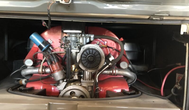 
								1958 Volkswagen Type 2 Deluxe full									