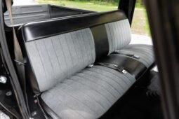 
										1977 Ford F-150 Custom 4X4 full									