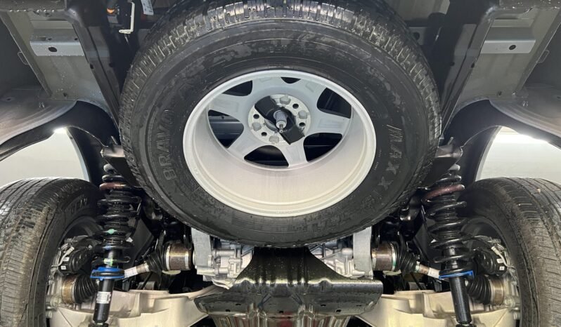 
								2022 Ford F-150 Lightning full									