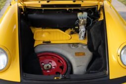 
										1989 Porsche 911 Speedster full									