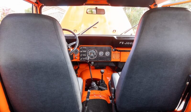 
								1983 Jeep CJ-7 4X4 full									