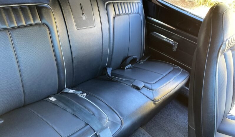 
								1970 Plymouth Superbird 440 V8 full									