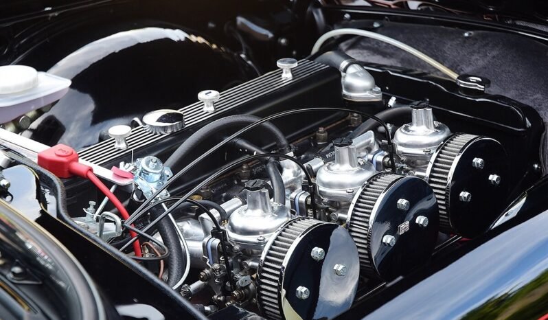 
								1974 Triumph TR6 Black full									