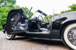 
										1961 Chevrolet C1 Corvette 4-Speed full									