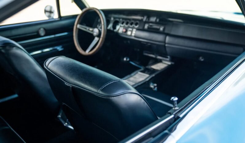 
								1968 Dodge Charger R/T 5-Speed full									