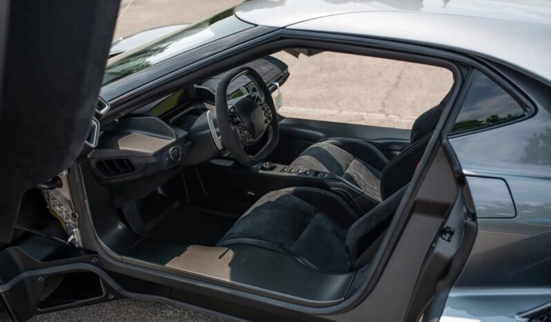 
								2019 Ford GT Carbon Series full									