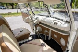 1966 Volkswagen Type 2 Deluxe 21-window