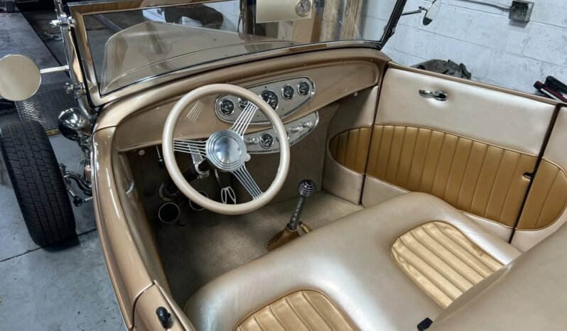 
								1932 Ford Roadster Highboy full									