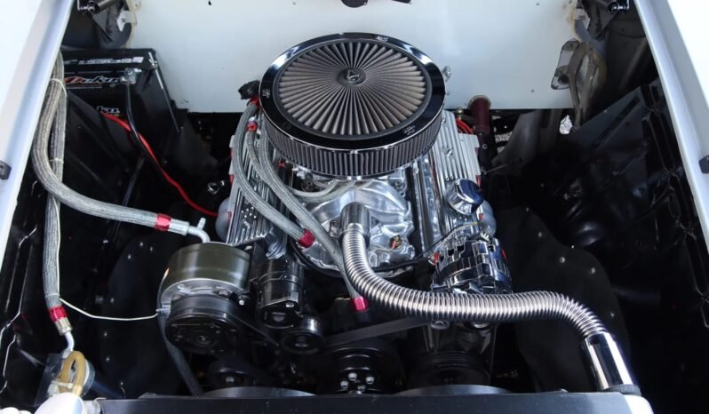 
								1952 Packard 200 Deluxe Club full									