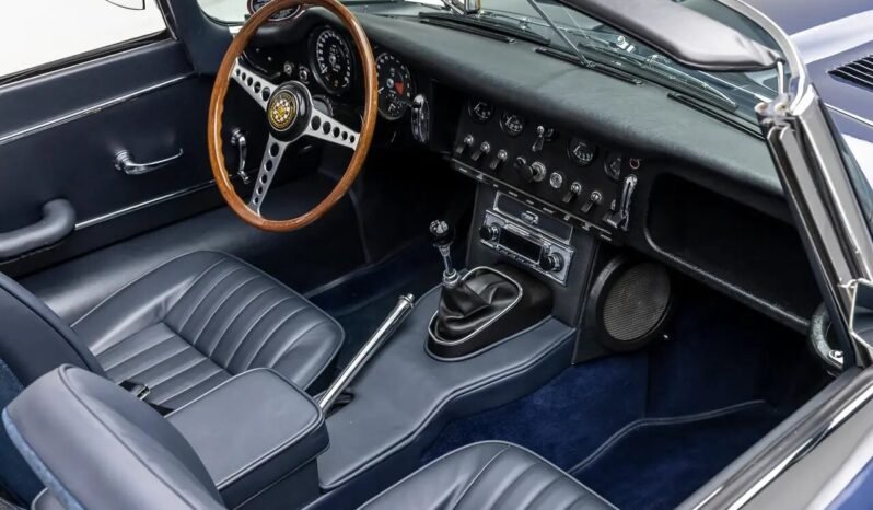 
								1965 Jaguar XKE Series I Roadster full									