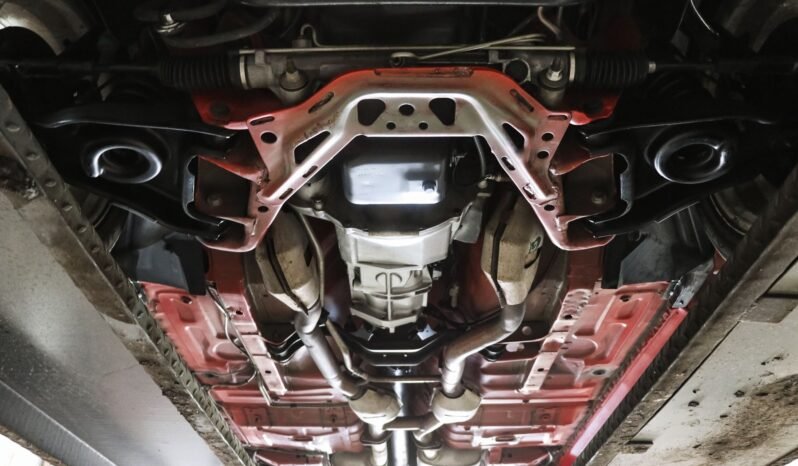 
								1993 Ford Mustang SVT Cobra V8 full									