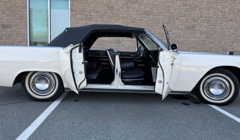 
								1961 Lincoln Continental V8 full									