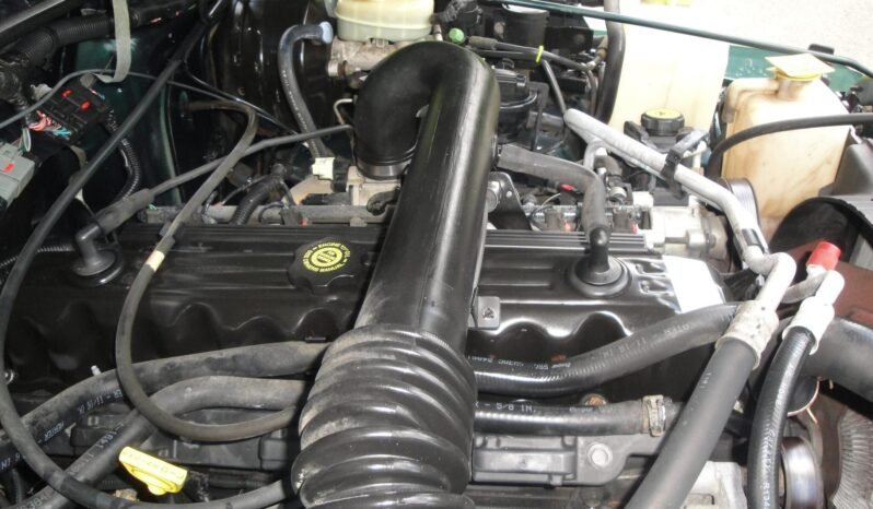 
								2001 Jeep Wrangler Sahara 4X4 full									