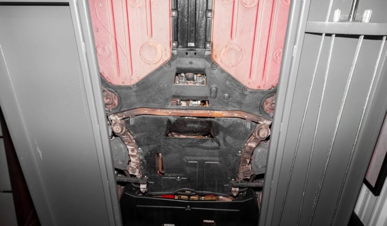 
								1997 Porsche 911 Turbo S Guards Red full									