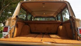 1983 Jeep Wagoneer Limited V8