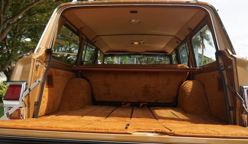 
								1983 Jeep Wagoneer Limited V8 full									